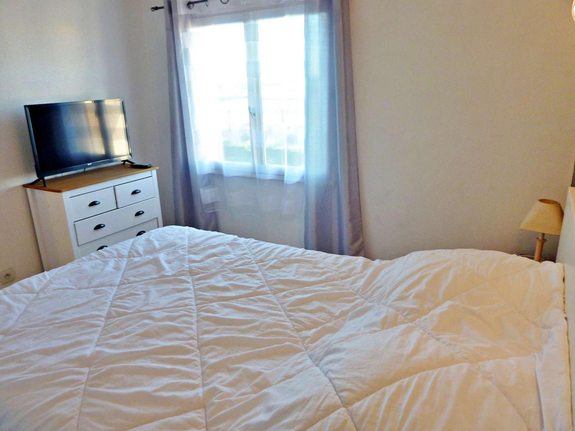 Duplex Renove Avec Clim, Terrasse Et Parking A Marseillan - Fr-1-387-162 Appartement Buitenkant foto